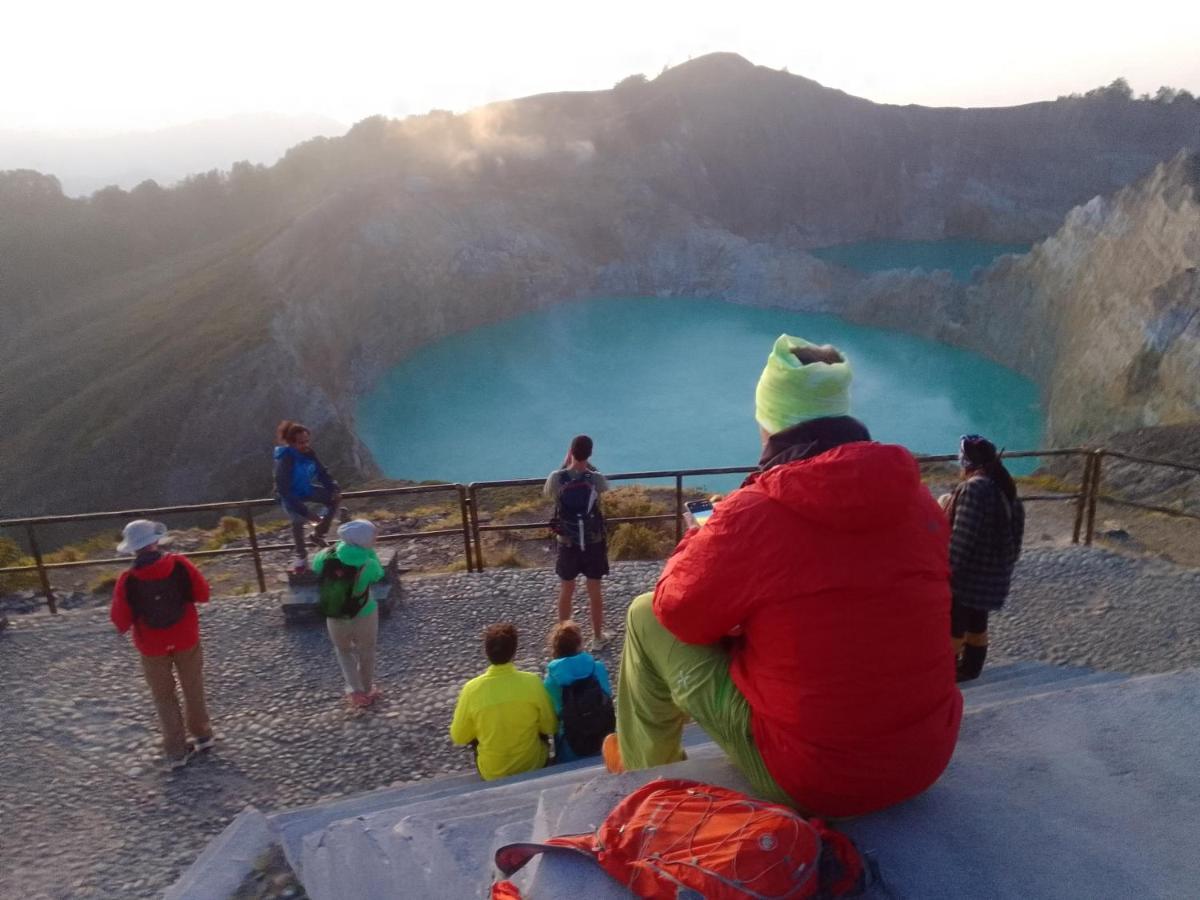 Shila Guest House Kelimutu Buitenkant foto